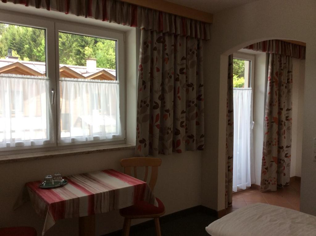 Zimmervermietung Babsy Zell am See Zimmer foto