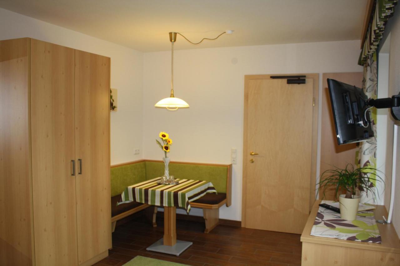 Zimmervermietung Babsy Zell am See Zimmer foto